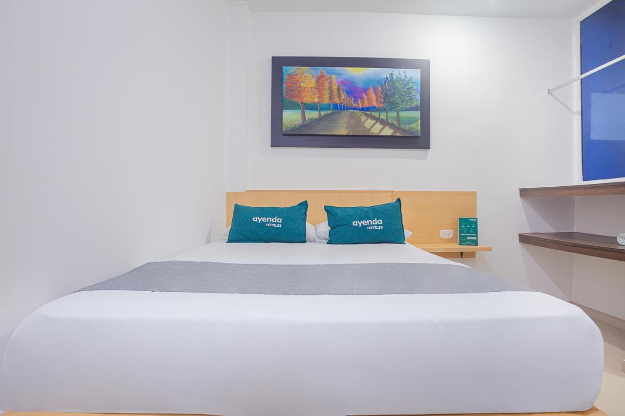 Ayenda Alameda Real Hotel มอนเตริอา ภายนอก รูปภาพ